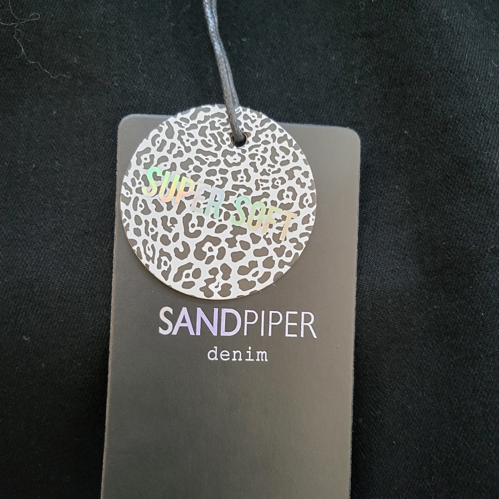 Sandpiper Denim Jogger - Picture 11 of 13